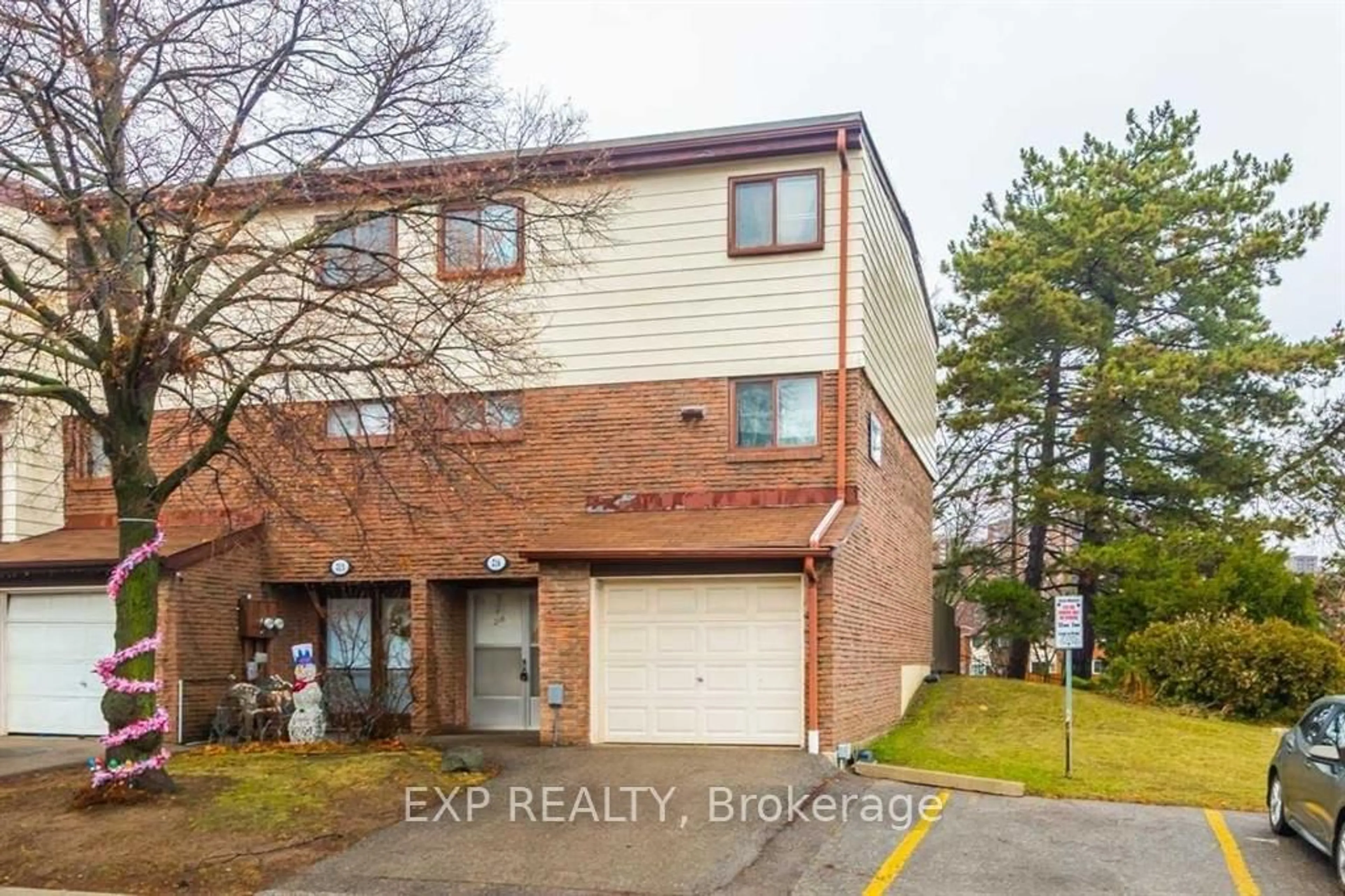 Home with brick exterior material, street for 180 Mississauga Valley Blvd #216, Mississauga Ontario L5A 3M2