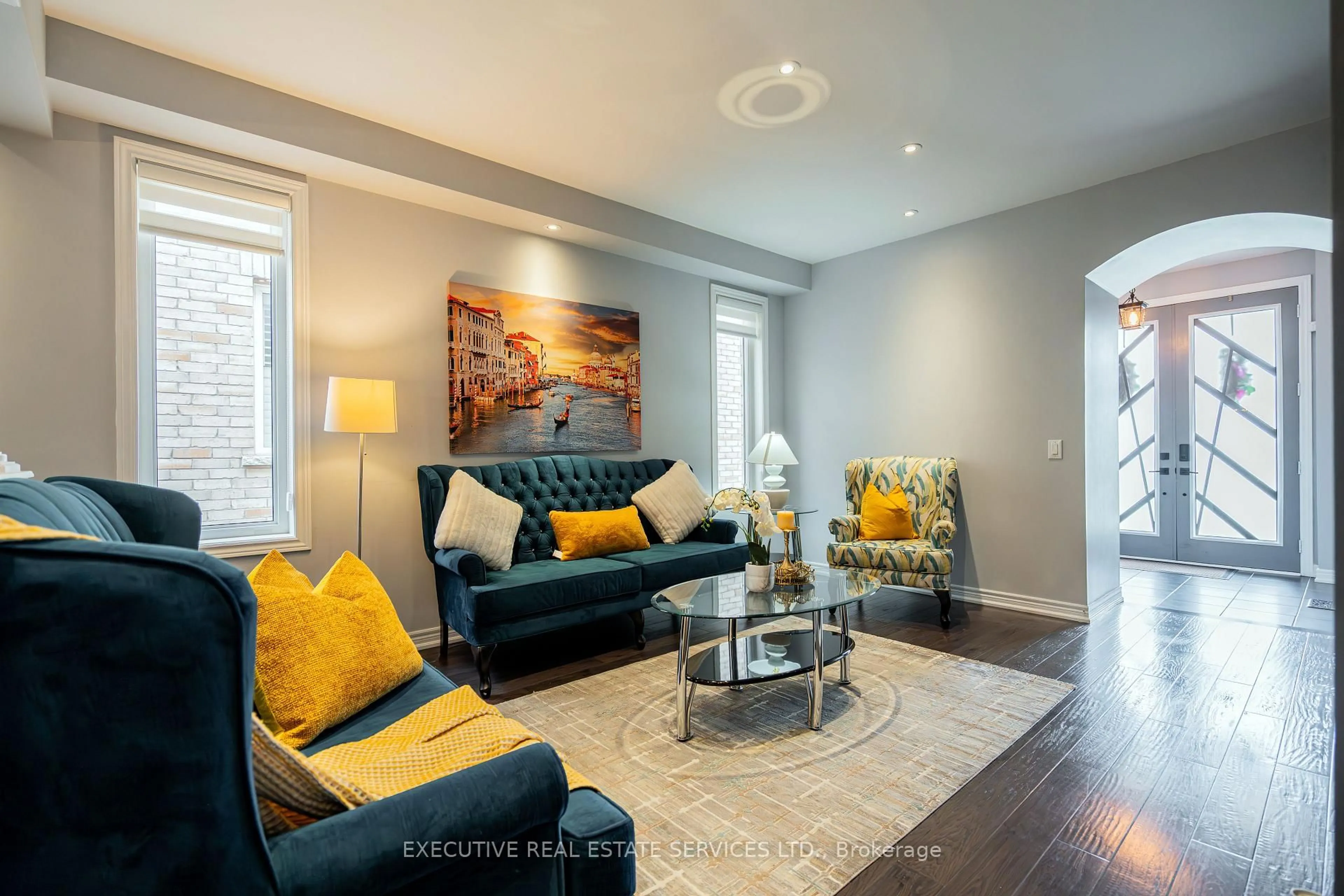 Living room with furniture, unknown for 255 Buick Blvd, Brampton Ontario L7A 4M7