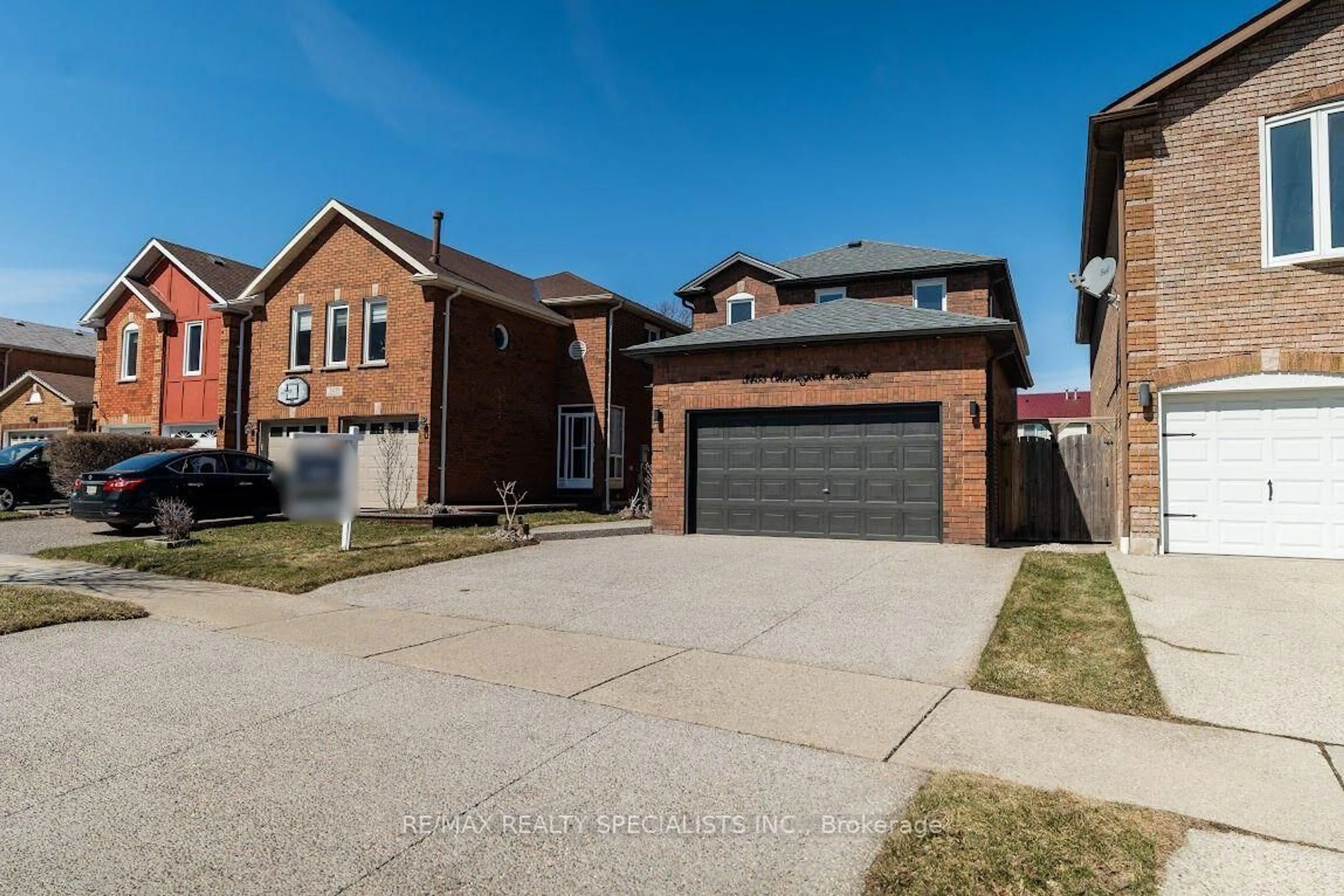 Home with brick exterior material, street for 3455 Cherrington Cres, Mississauga Ontario L5L 5B9