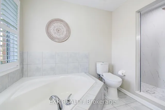 Additional property image - 952 Clark Blvd