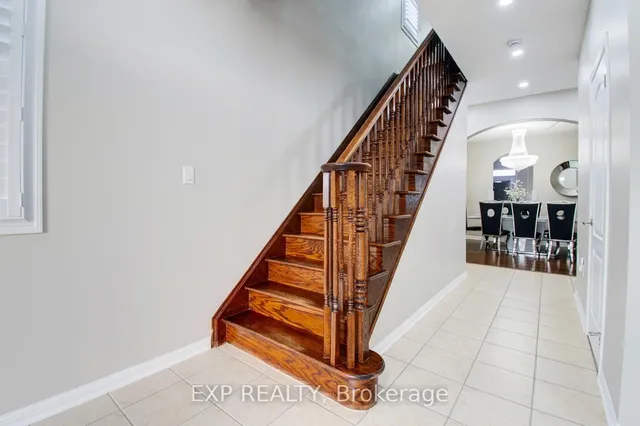 Additional property image - 952 Clark Blvd
