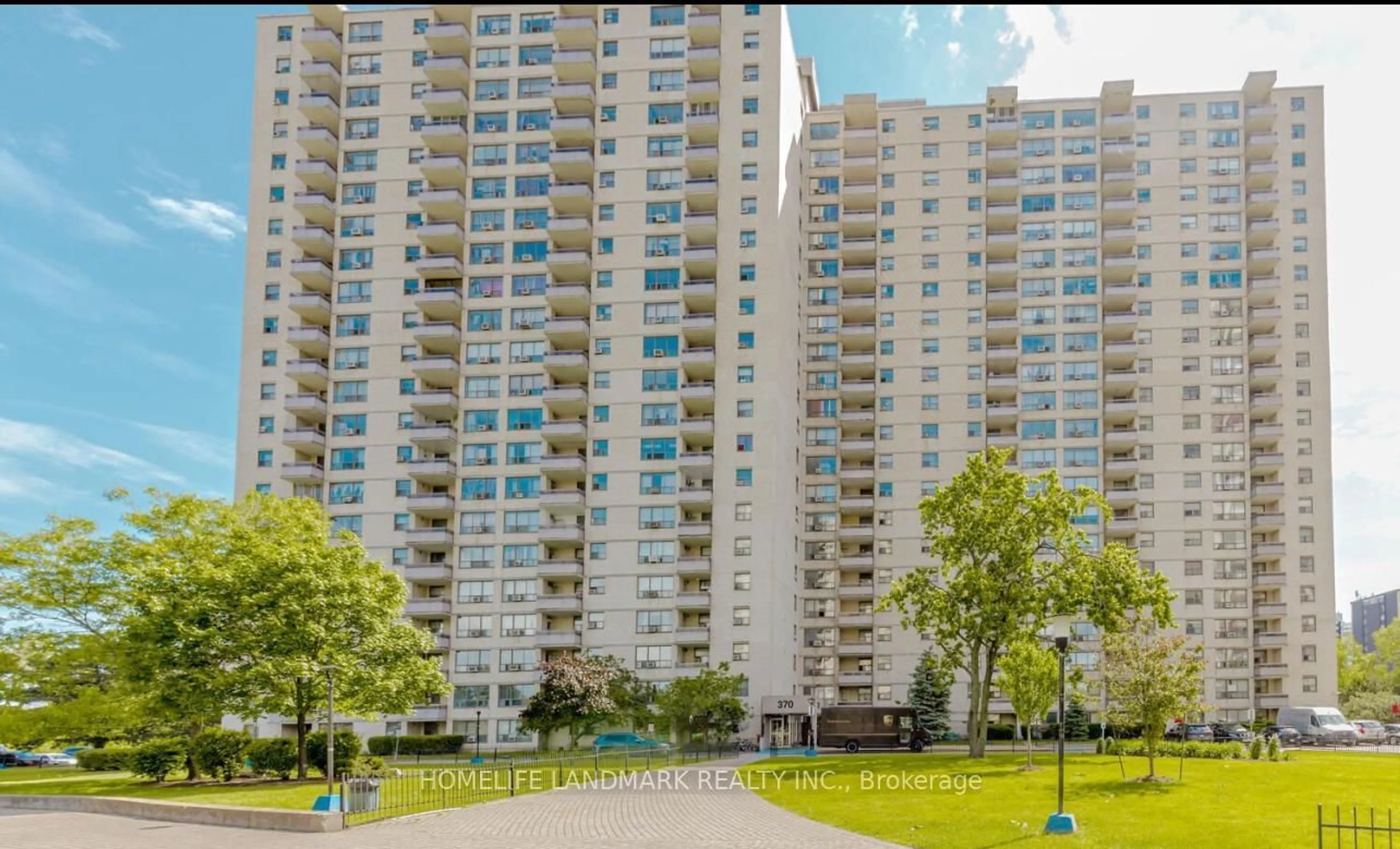 Unknown for 370 Dixon Rd #716, Toronto Ontario M9R 1T2