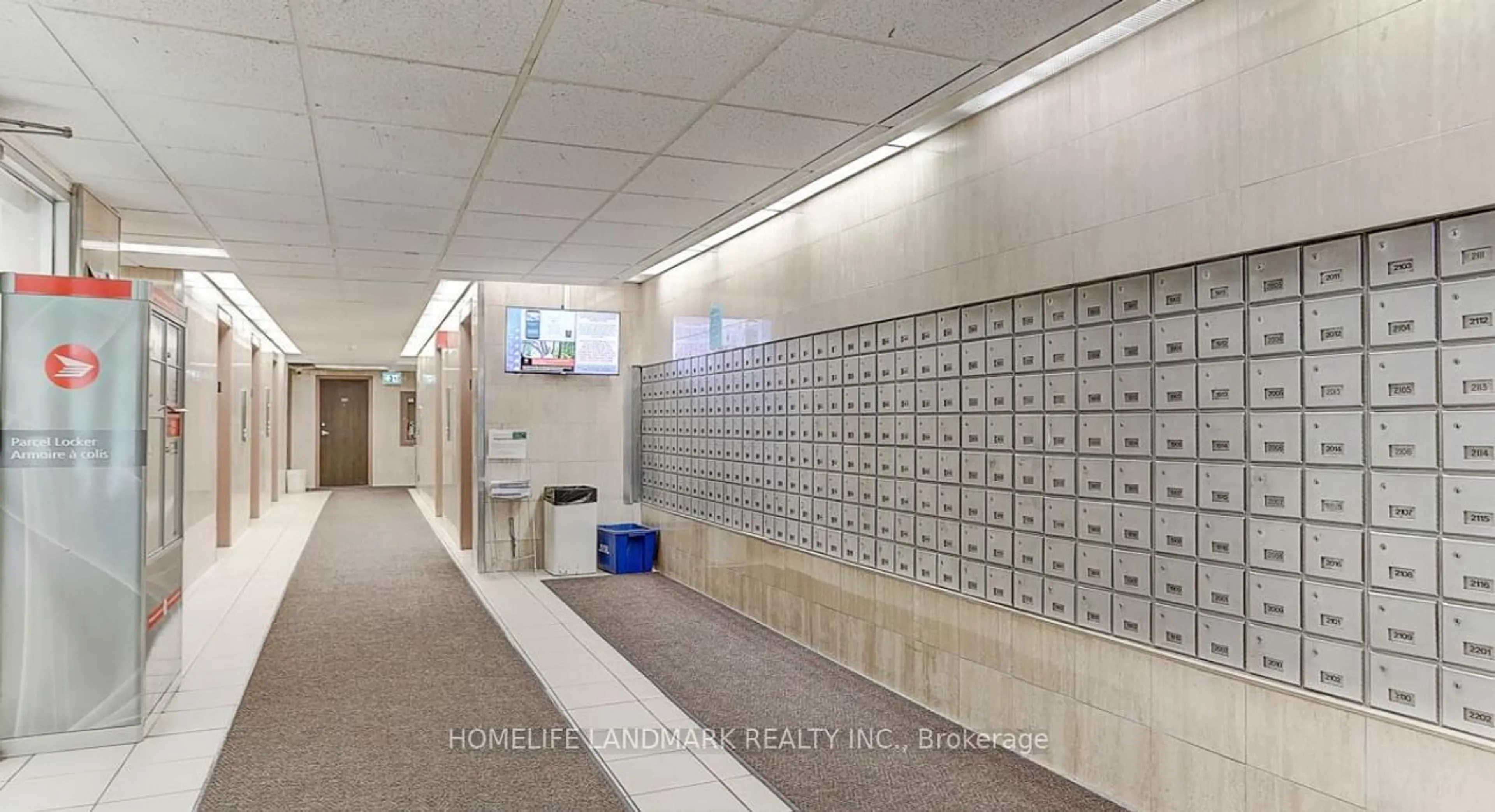 Indoor foyer for 370 Dixon Rd #716, Toronto Ontario M9R 1T2