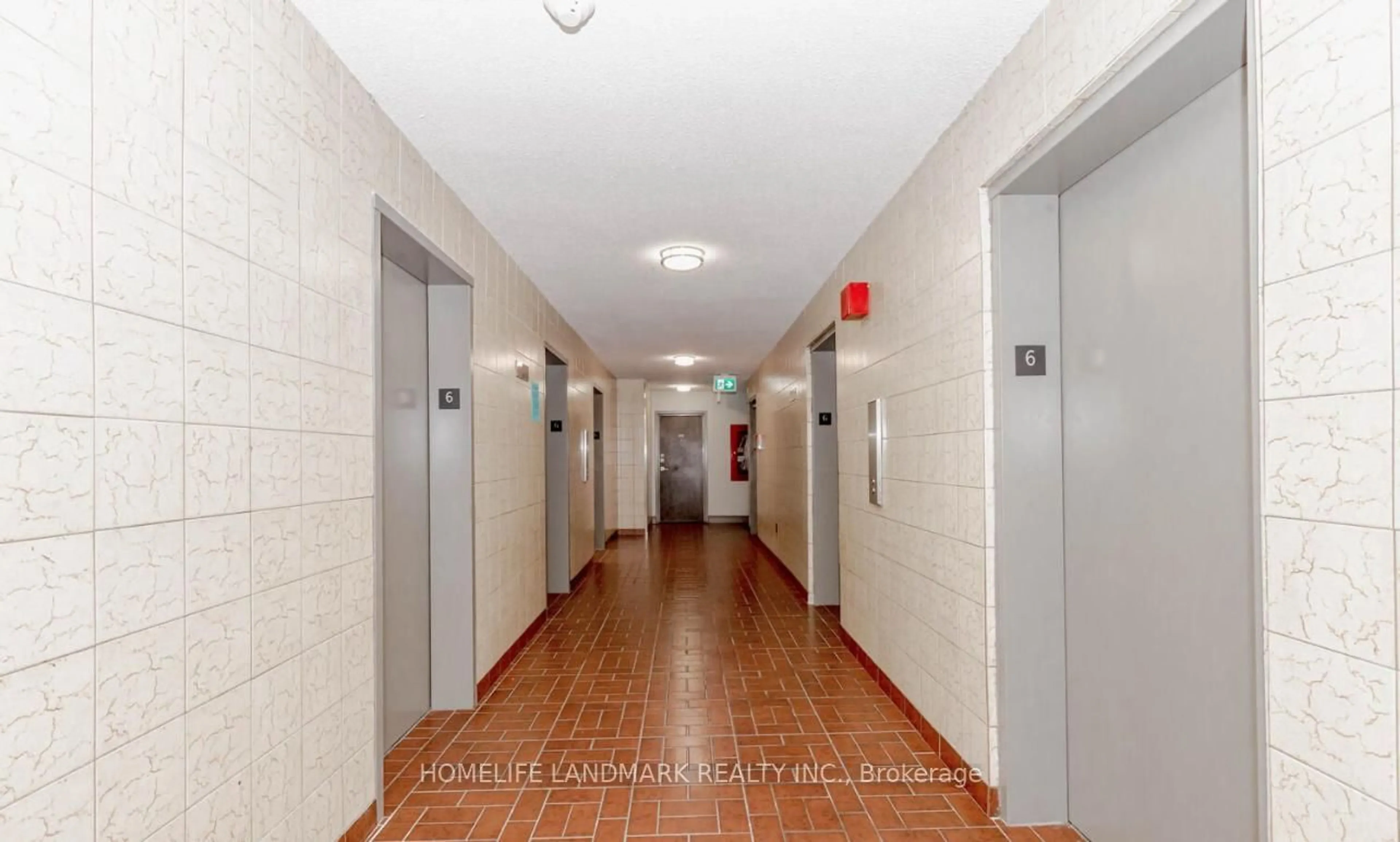 Indoor foyer for 370 Dixon Rd #716, Toronto Ontario M9R 1T2