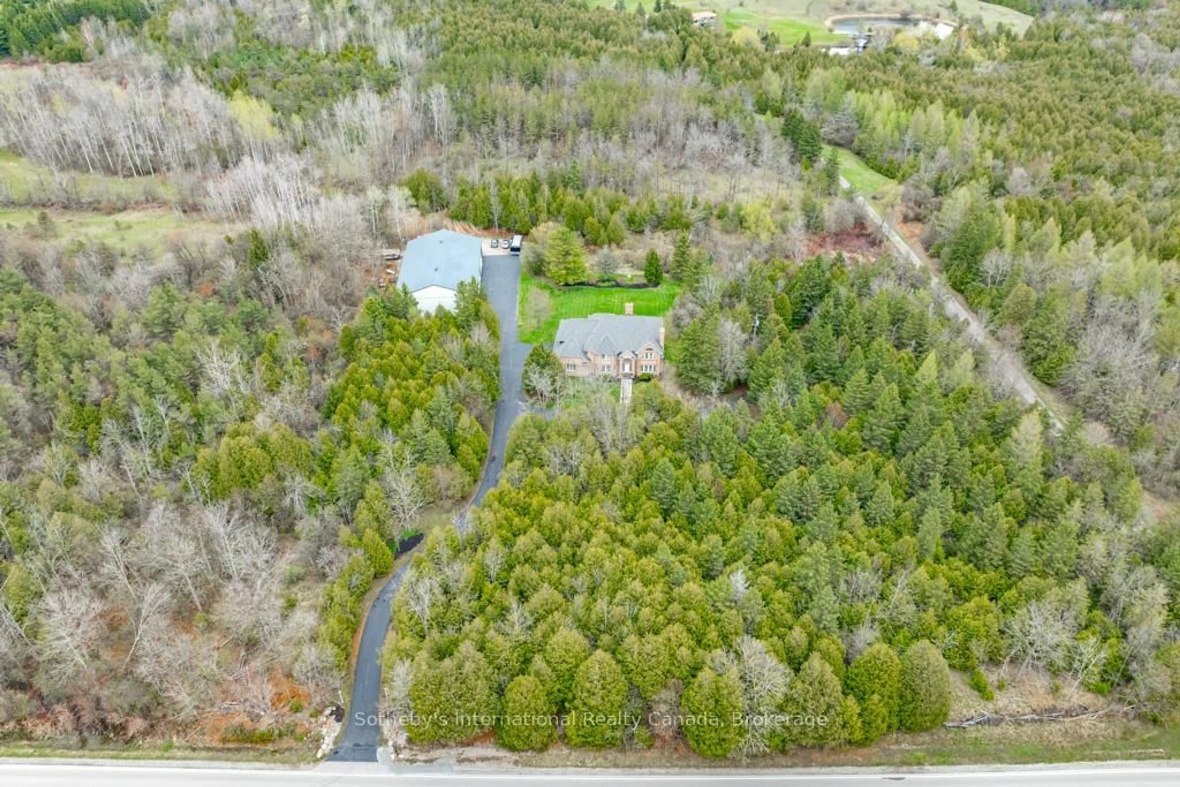 A pic from outside/outdoor area/front of a property/back of a property/a pic from drone, forest/trees view for 14301 Sixth Line Nassagaweya N/A, Milton Ontario L7J 2J7