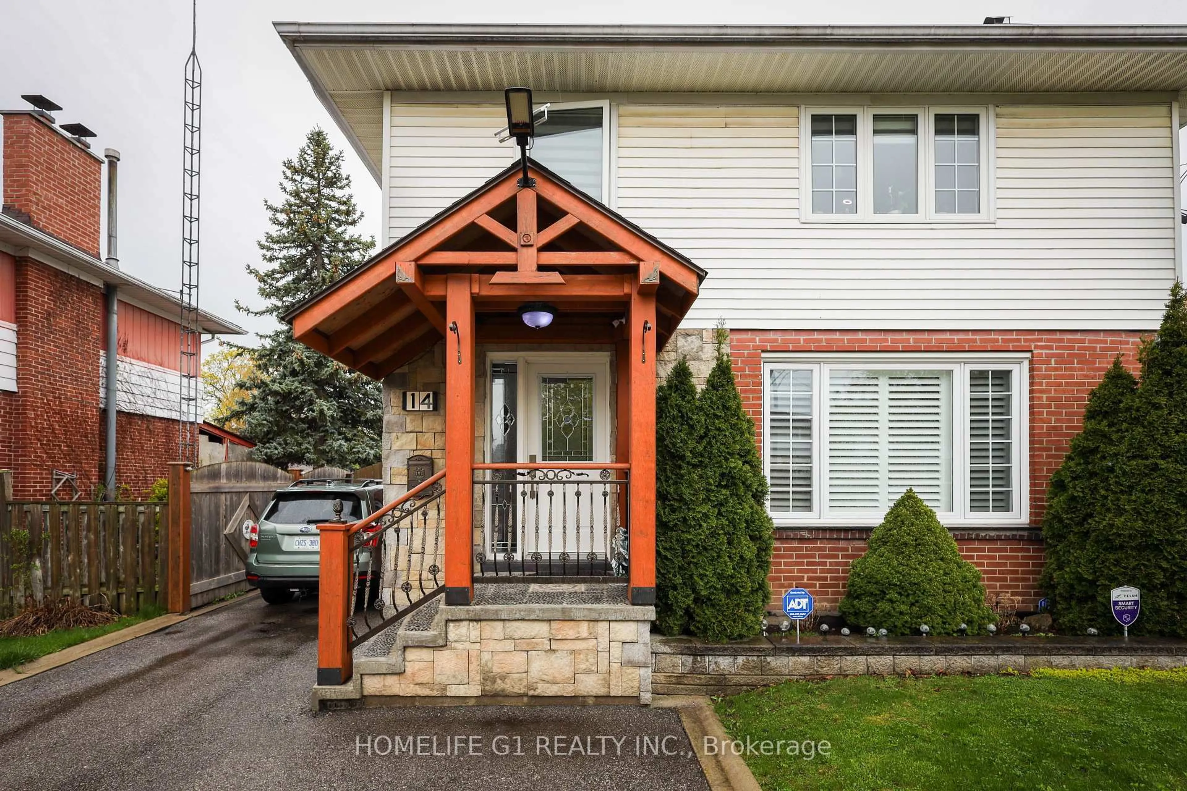 Unknown for 14 Sterne Ave, Brampton Ontario L6W 2Y4