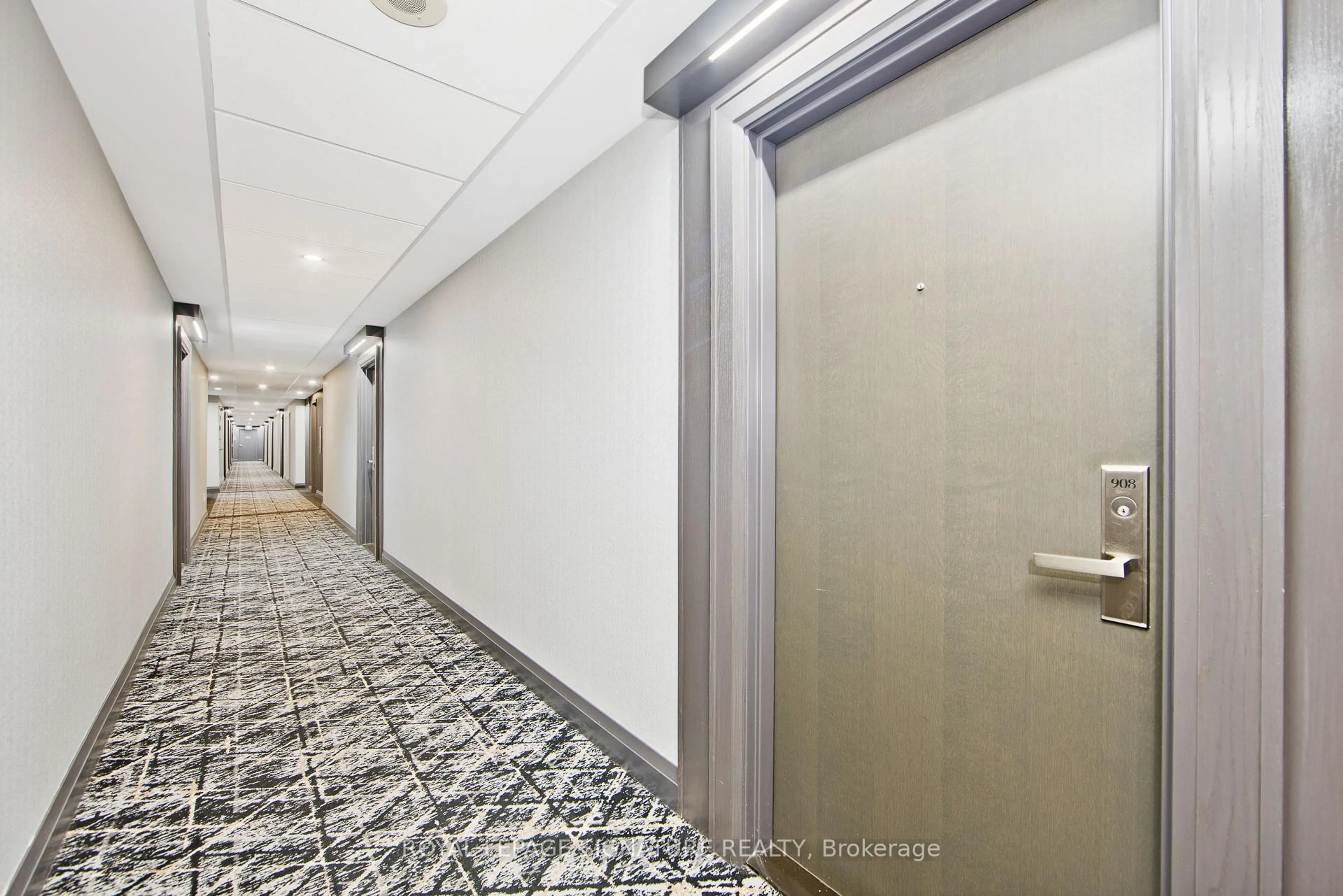 Indoor foyer for 35 Ormskirk Ave #908, Toronto Ontario M6S 1A8
