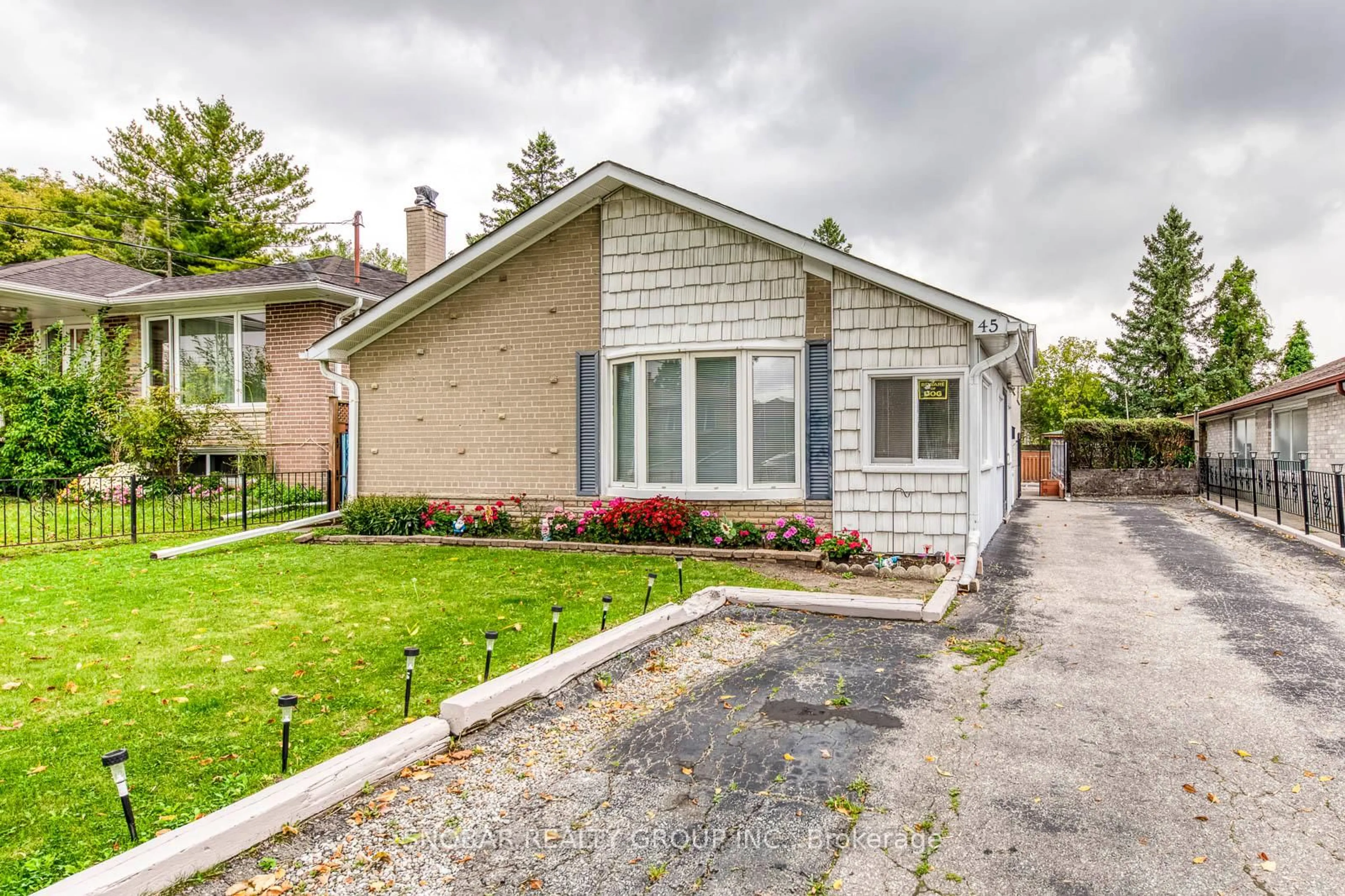 Unknown for 45 Taysham Cres, Toronto Ontario M9V 1X1