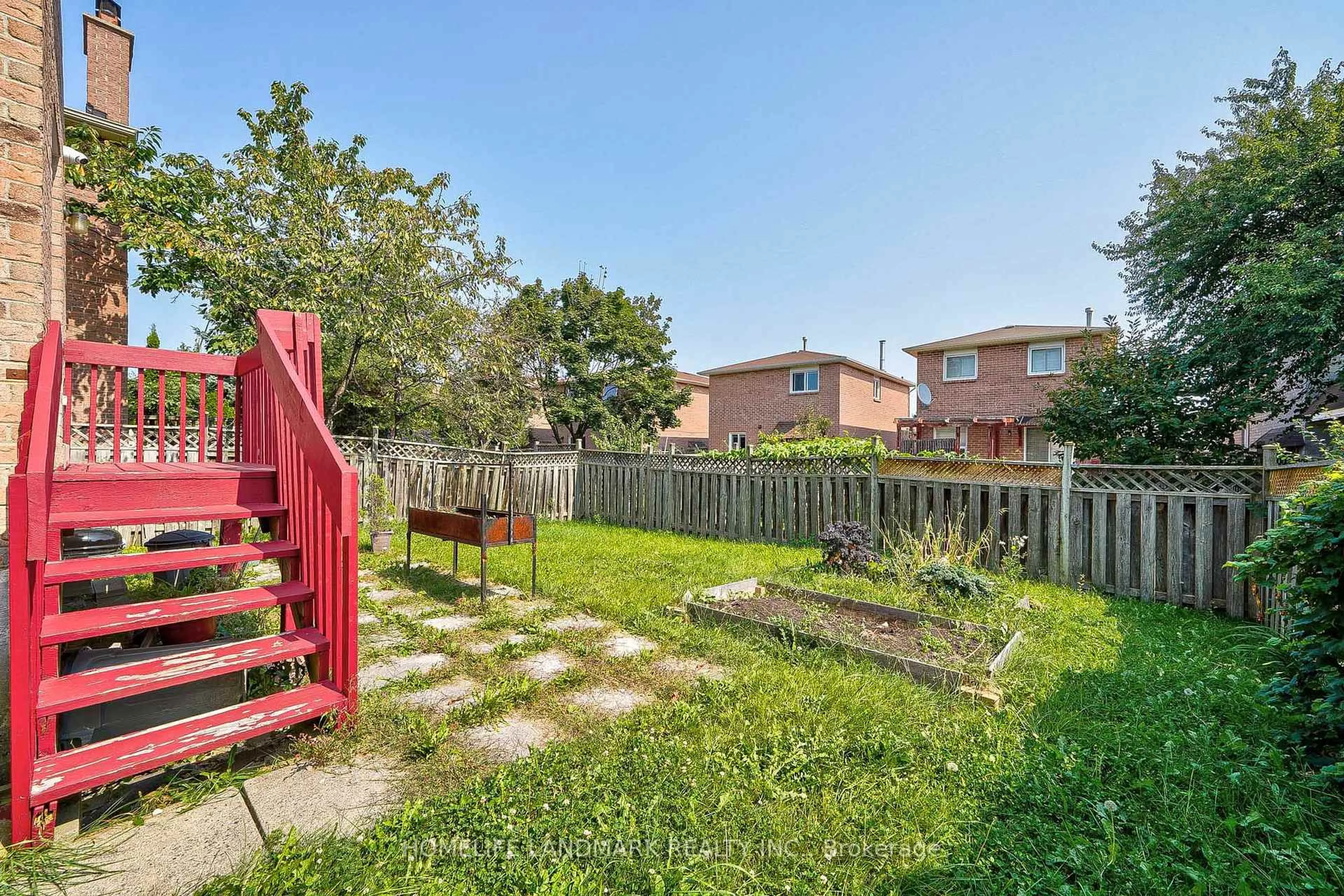 Patio, street for 5159 Sunray Dr, Mississauga Ontario L5R 2T9