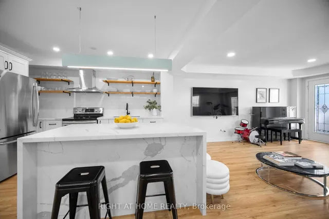 Additional property image - 1085 Foxglove Pl