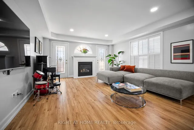 Additional property image - 1085 Foxglove Pl