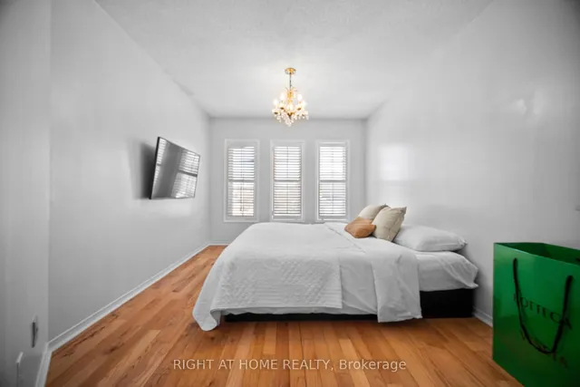 Additional property image - 1085 Foxglove Pl