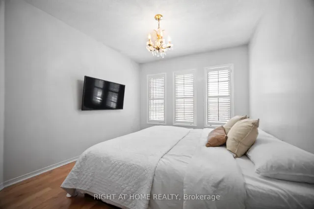 Additional property image - 1085 Foxglove Pl