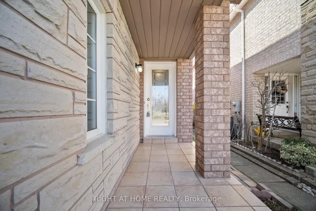 Additional property image - 1085 Foxglove Pl