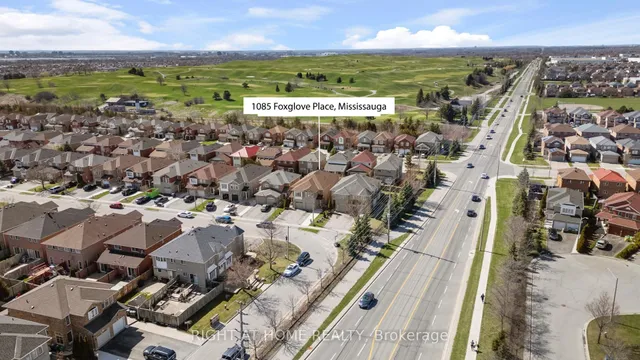 Additional property image - 1085 Foxglove Pl