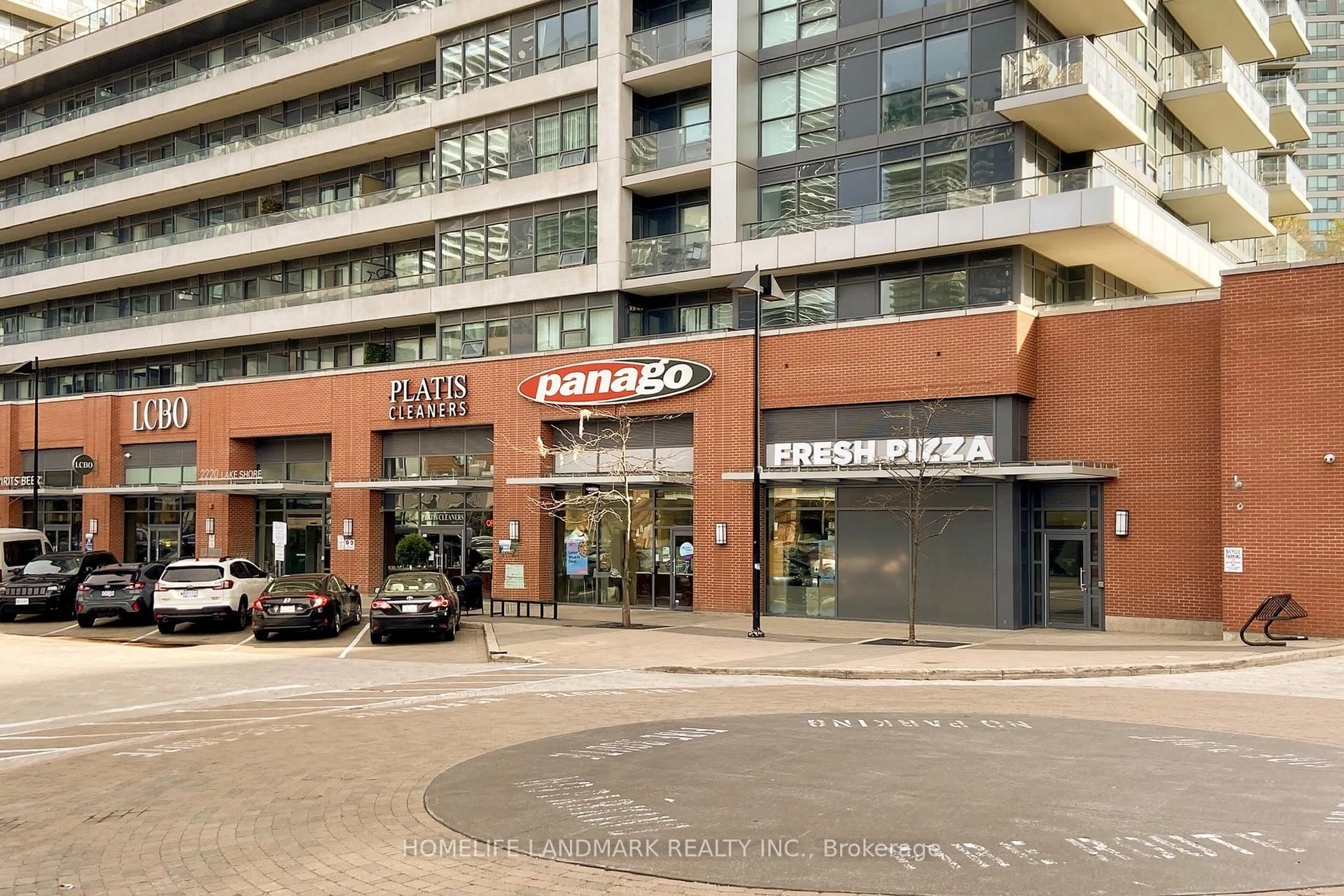 Patio, street for 2220 Lake Shore Blvd #LPH07, Toronto Ontario M8V 0C1