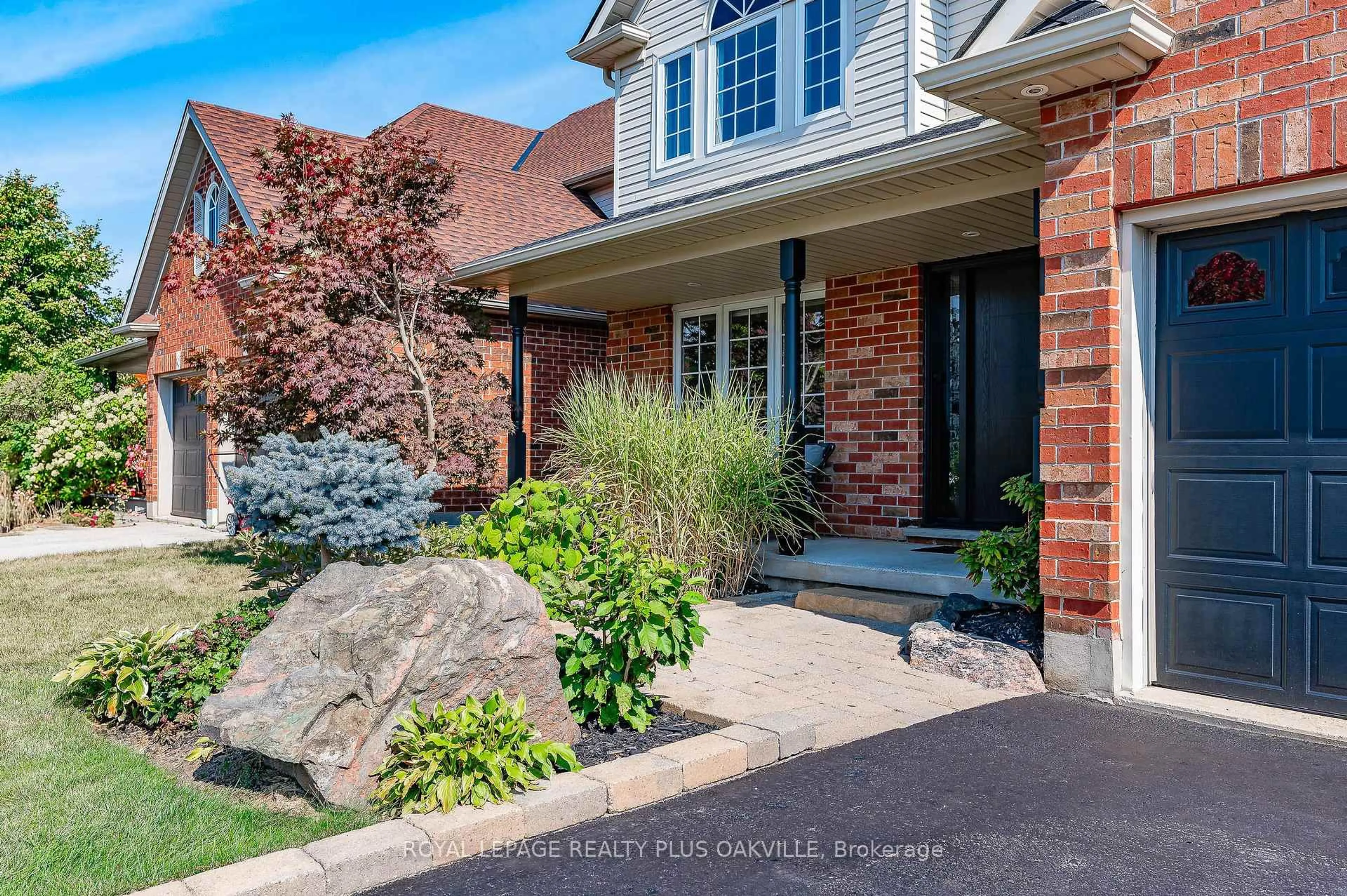 Home with brick exterior material, street for 23 Dawkins Cres, Halton Hills Ontario L7J 2Z4
