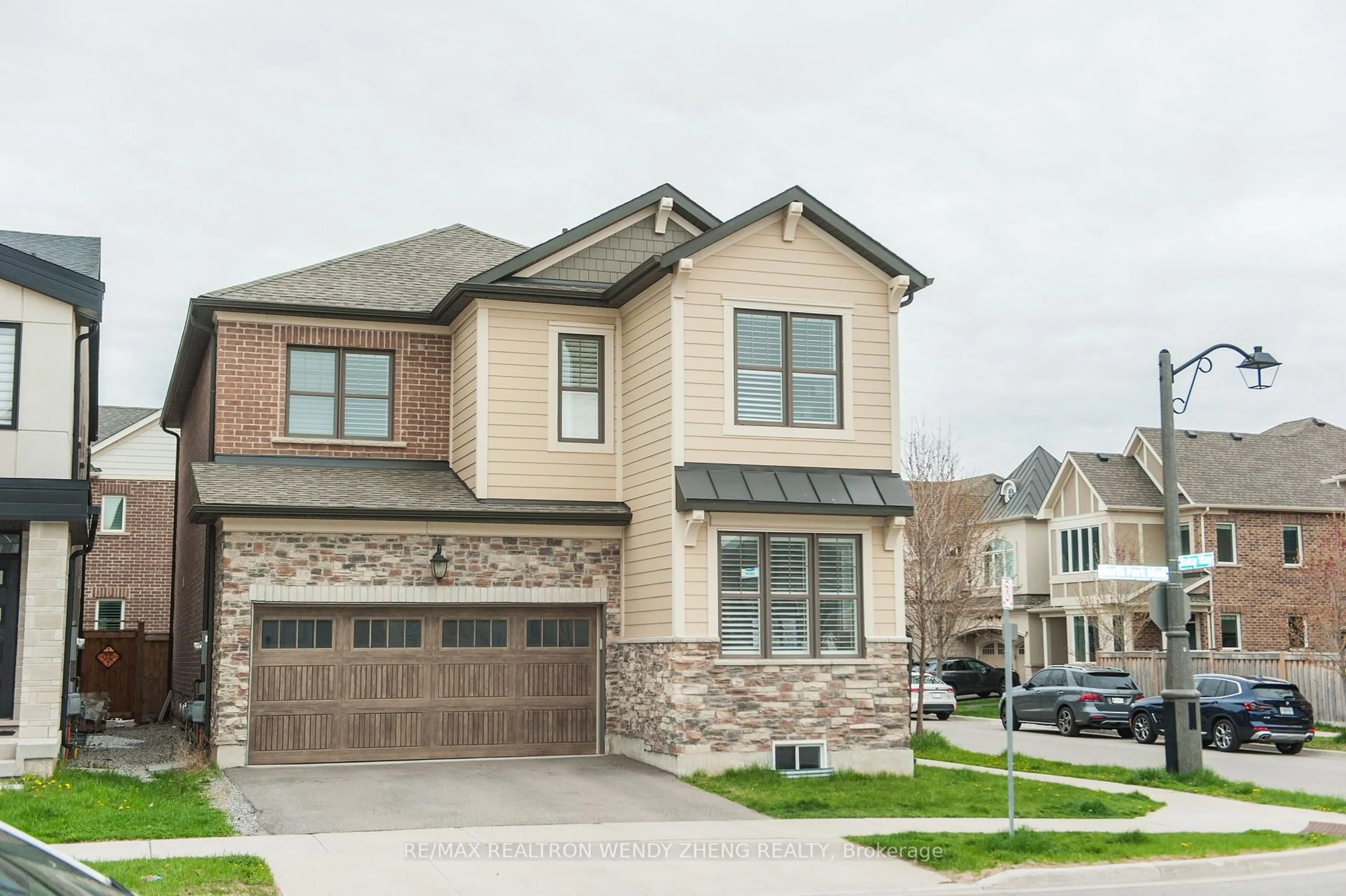 Home with brick exterior material, street for 3209 Daisy Way, Oakville Ontario L6M 1L4