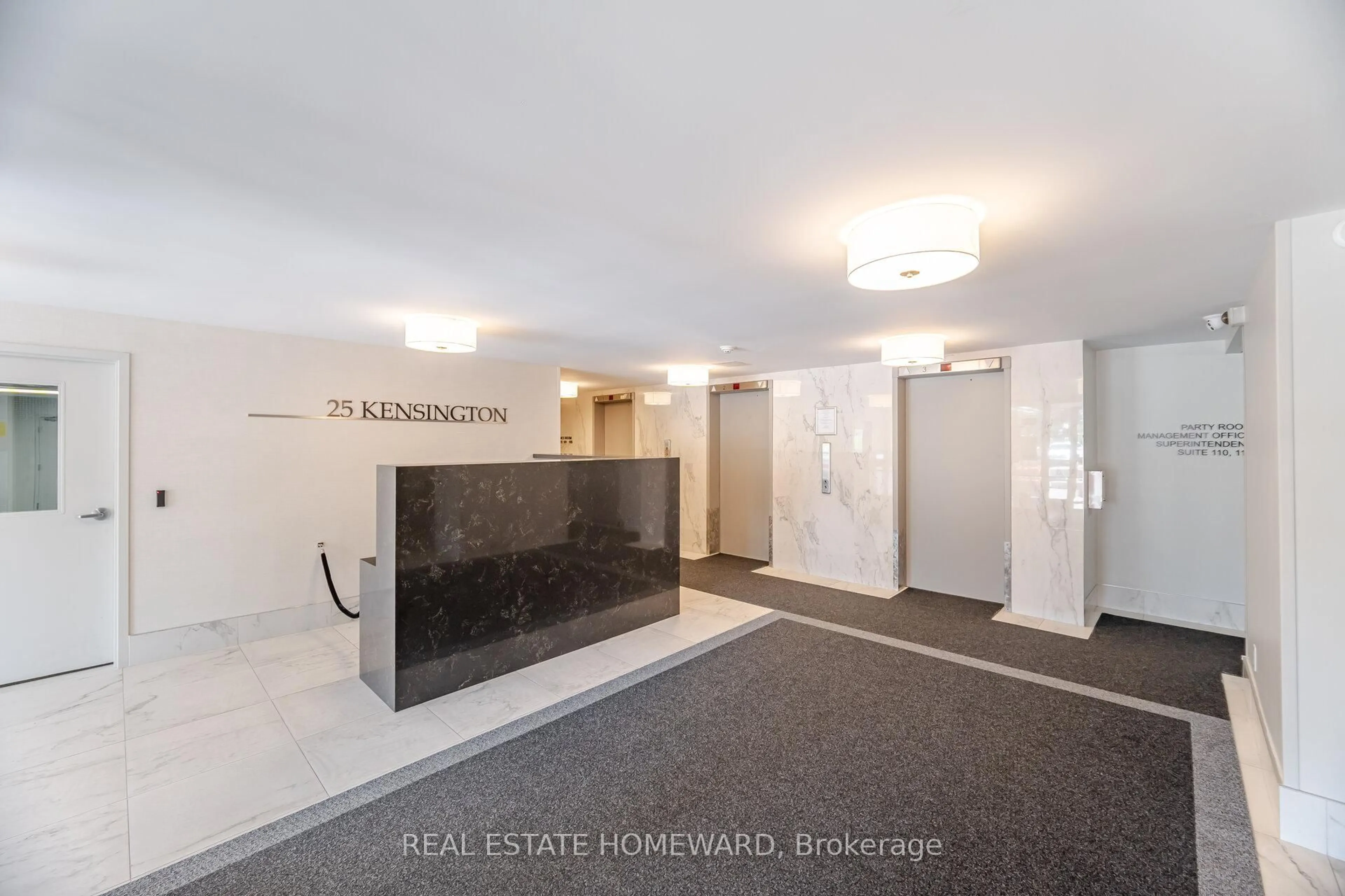 Indoor foyer for 25 Kensington Rd #709, Brampton Ontario L6T 3W8