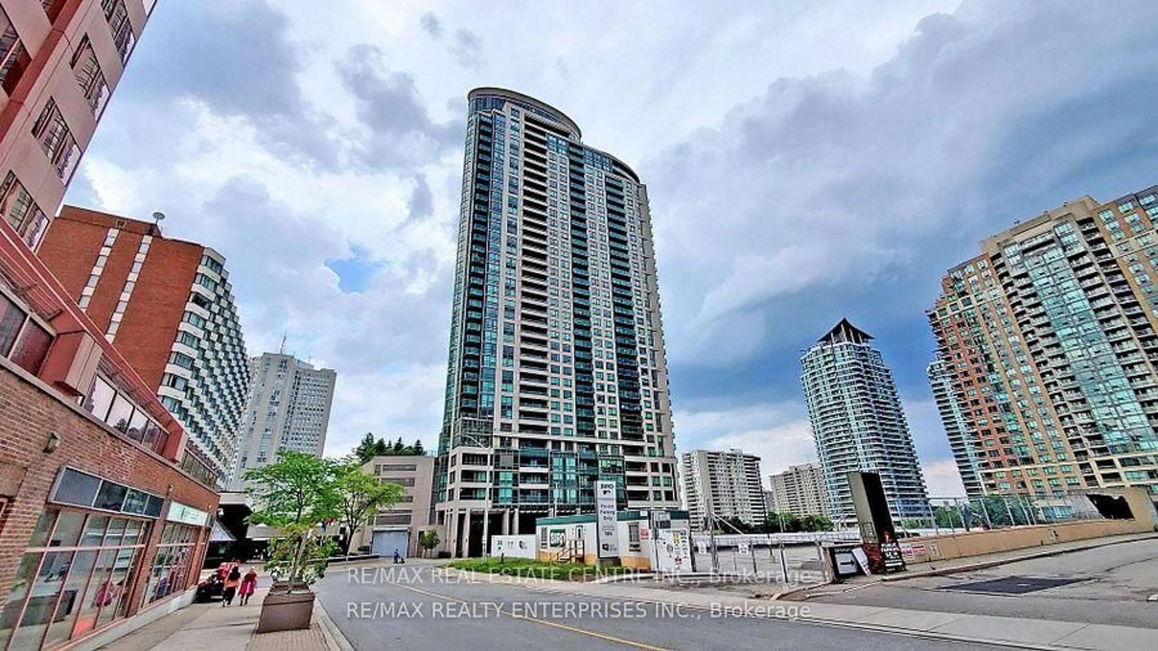 Unknown for 208 Enfield Pl #2701, Mississauga Ontario L5B 0G8