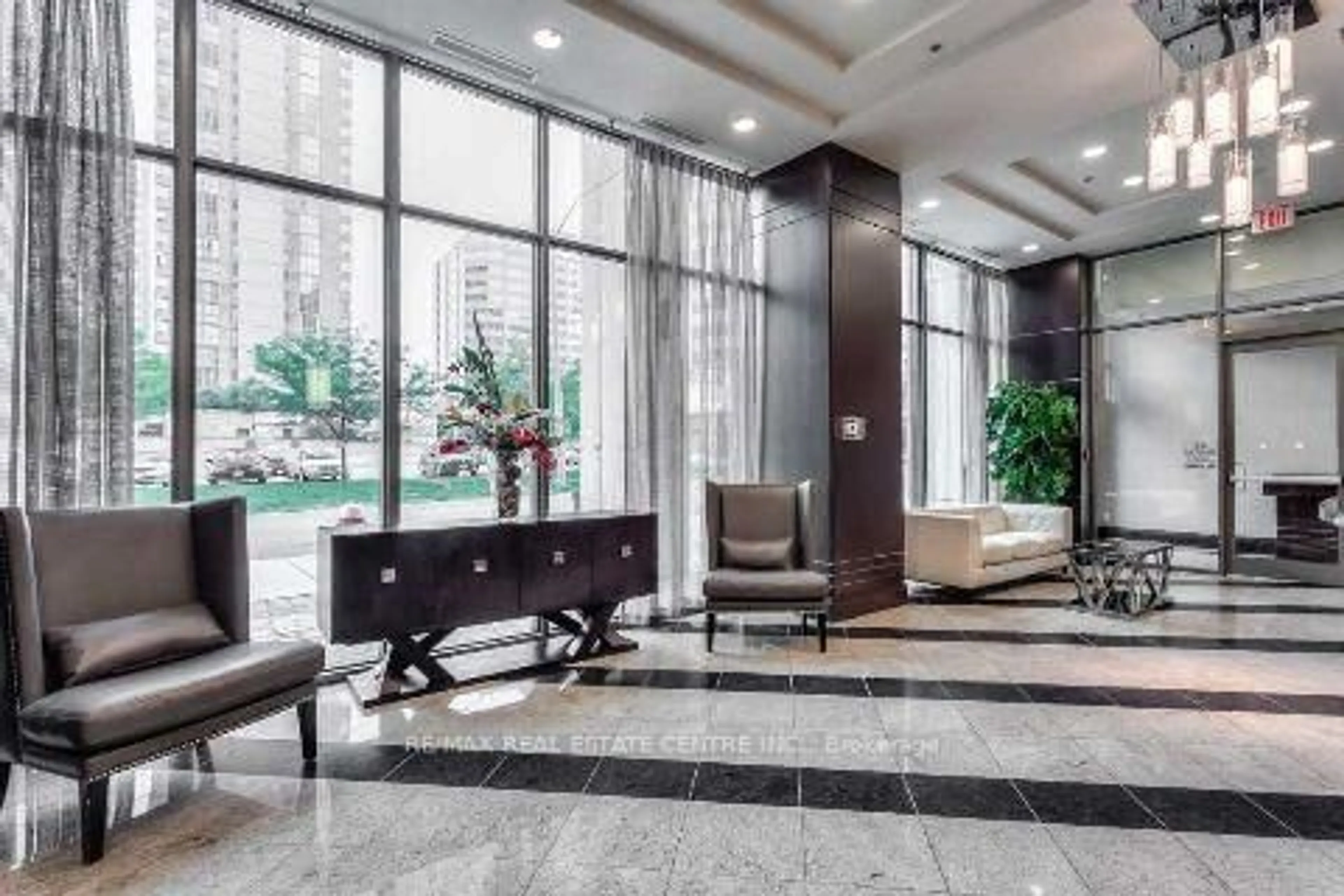 Lobby for 208 Enfield Pl #2701, Mississauga Ontario L5B 0G8