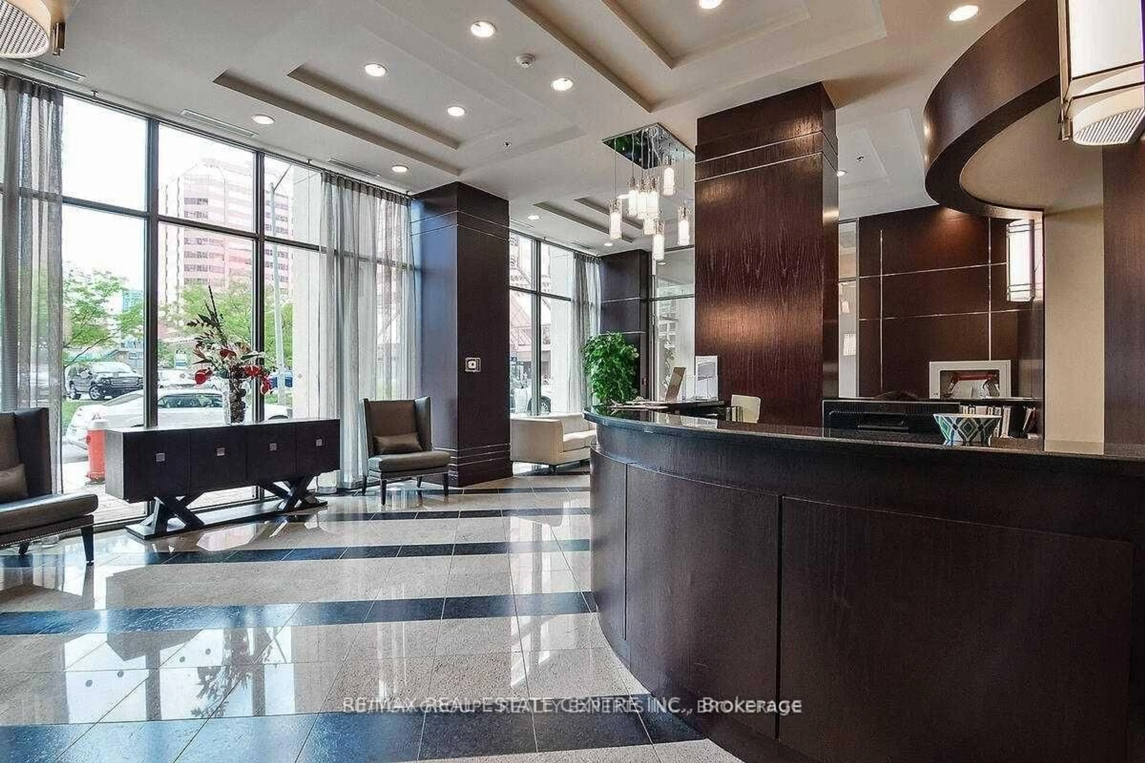 Lobby for 208 Enfield Pl #2701, Mississauga Ontario L5B 0G8