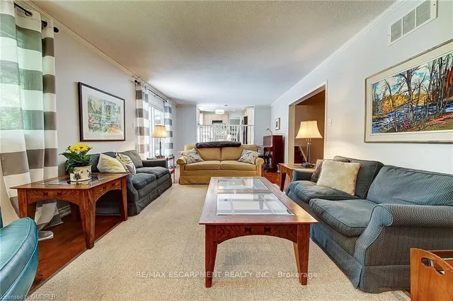 Additional property image - 170 Cavendish Crt