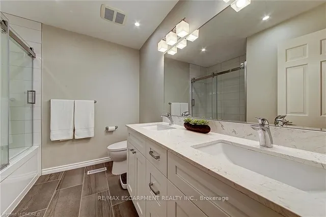 Additional property image - 170 Cavendish Crt
