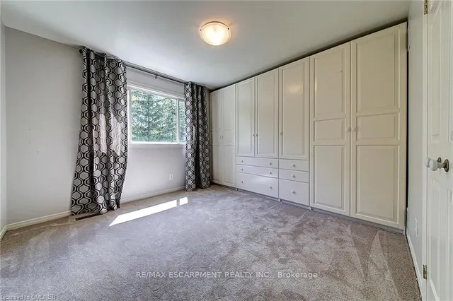 Additional property image - 170 Cavendish Crt