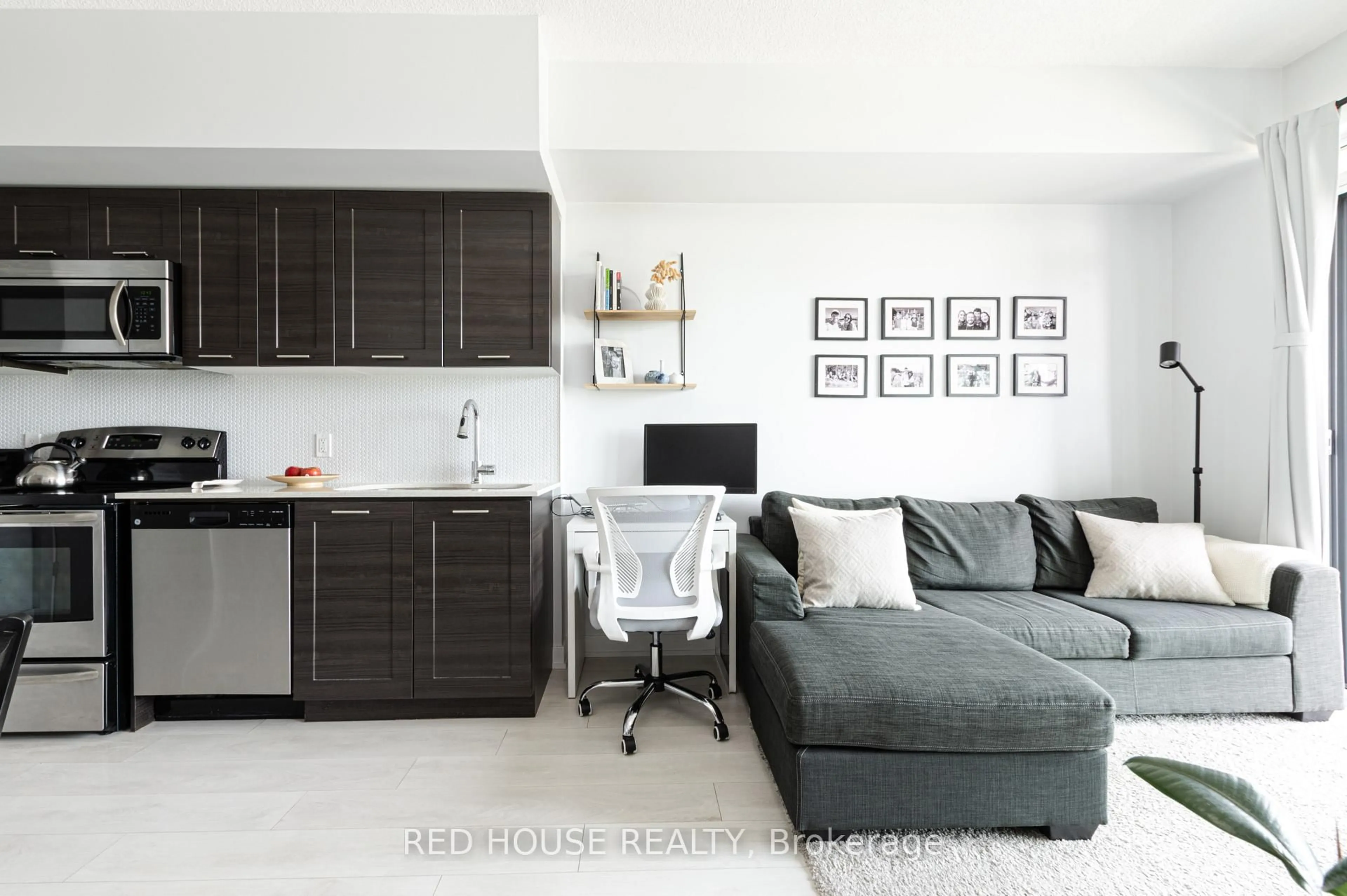 Open concept kitchen, unknown for 2200 Lakeshore Blvd #2506, Toronto Ontario M8V 1A4