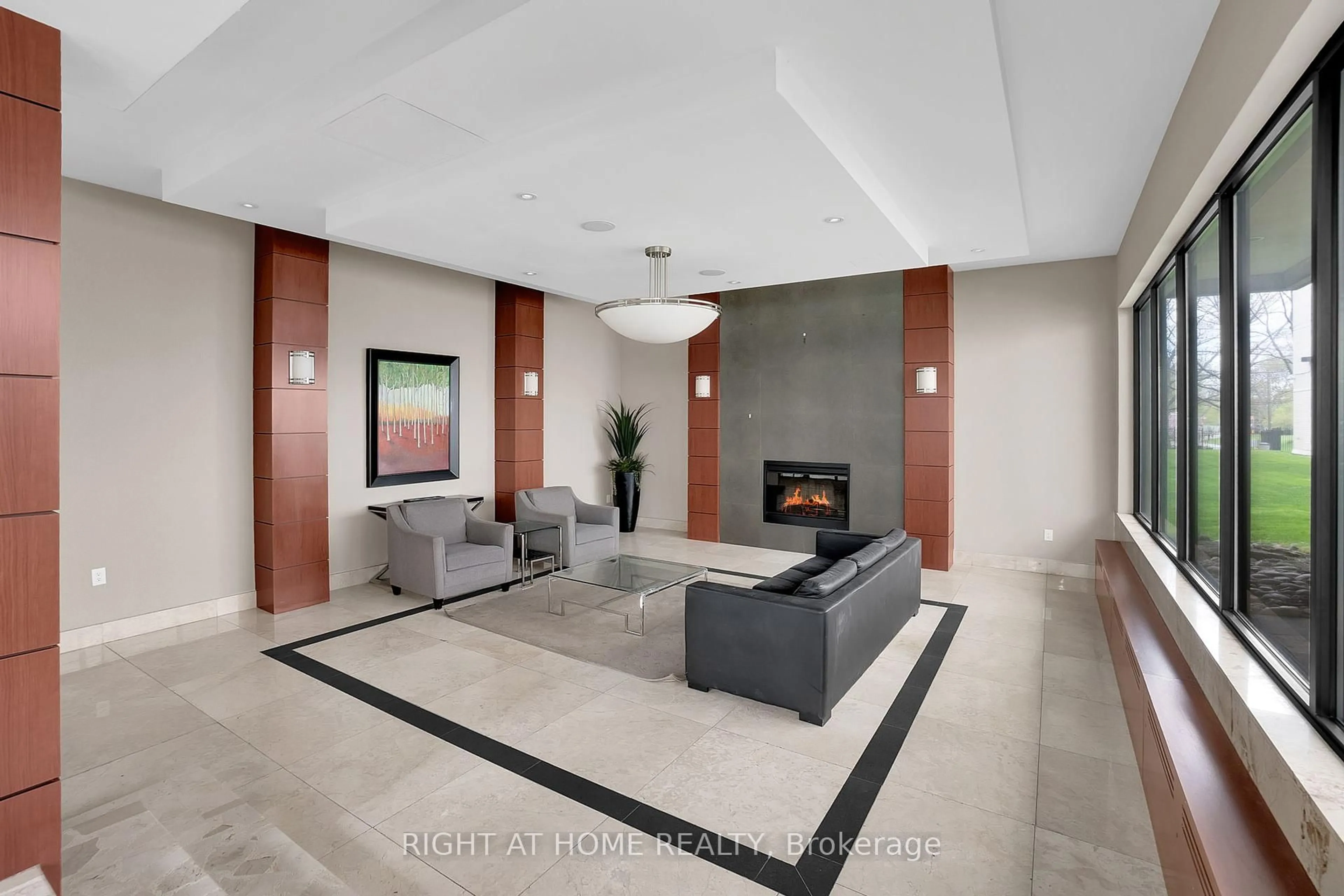 Lobby for 360 Ridelle Ave #2101, Toronto Ontario M6B 1K1