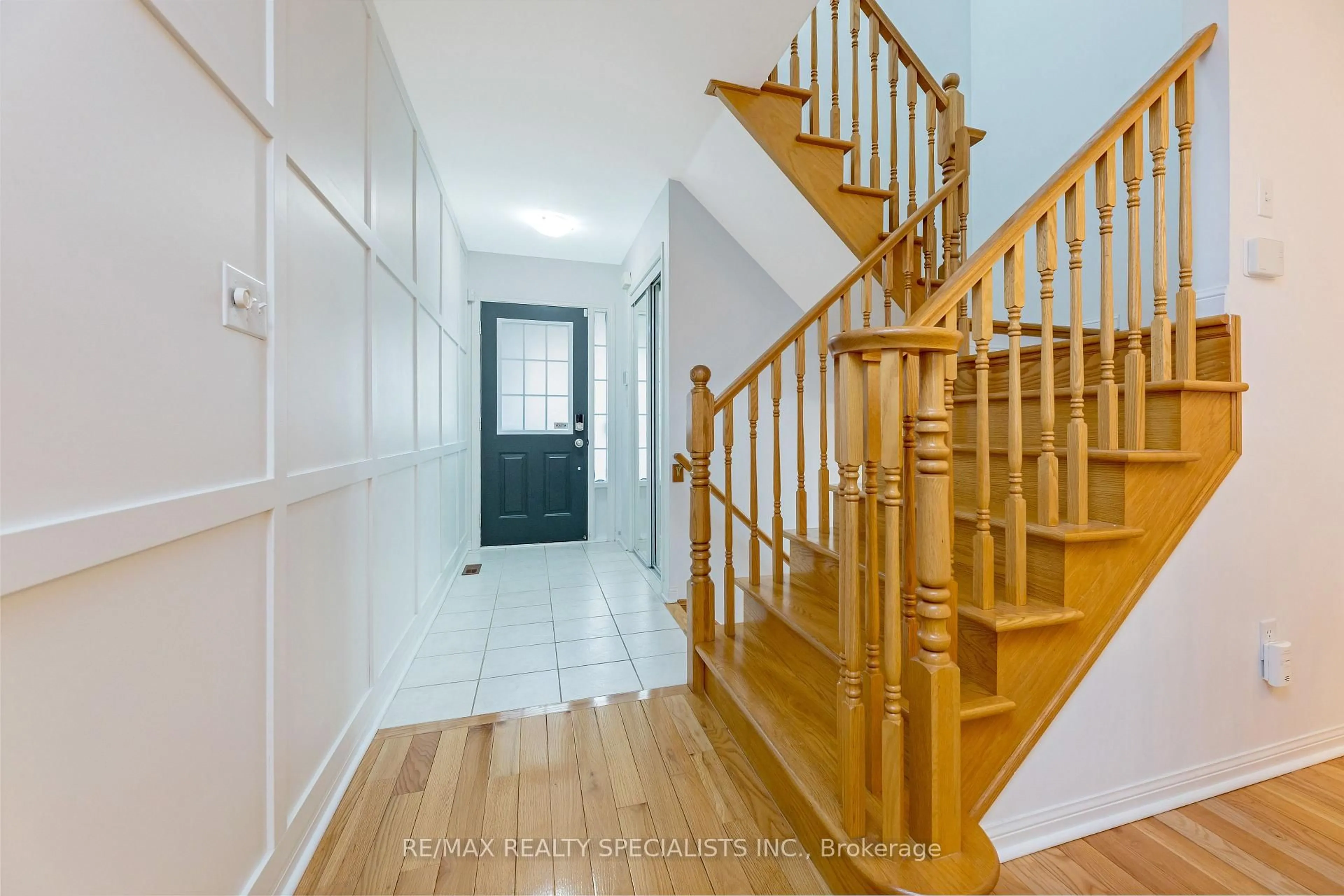 Unknown for 646 Edwards Ave, Milton Ontario L9T 6B2