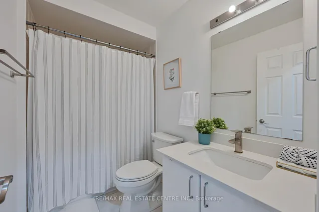 Additional property image - 4950 Albina Way Unit 93