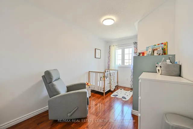 Additional property image - 4950 Albina Way Unit 93