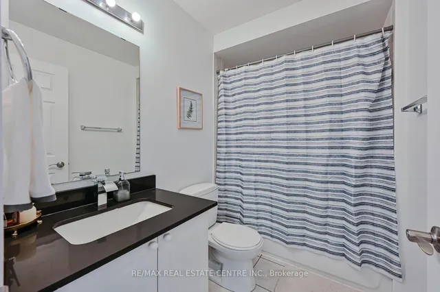 Additional property image - 4950 Albina Way Unit 93