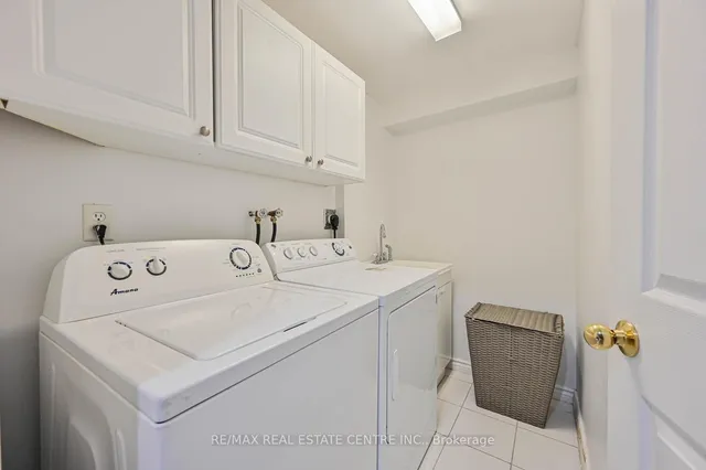 Additional property image - 4950 Albina Way Unit 93