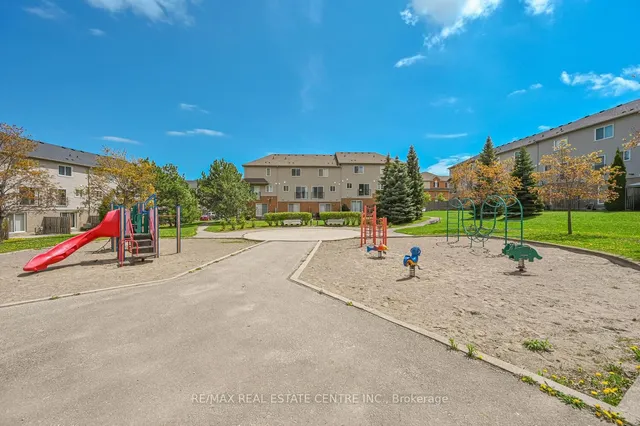 Additional property image - 4950 Albina Way Unit 93