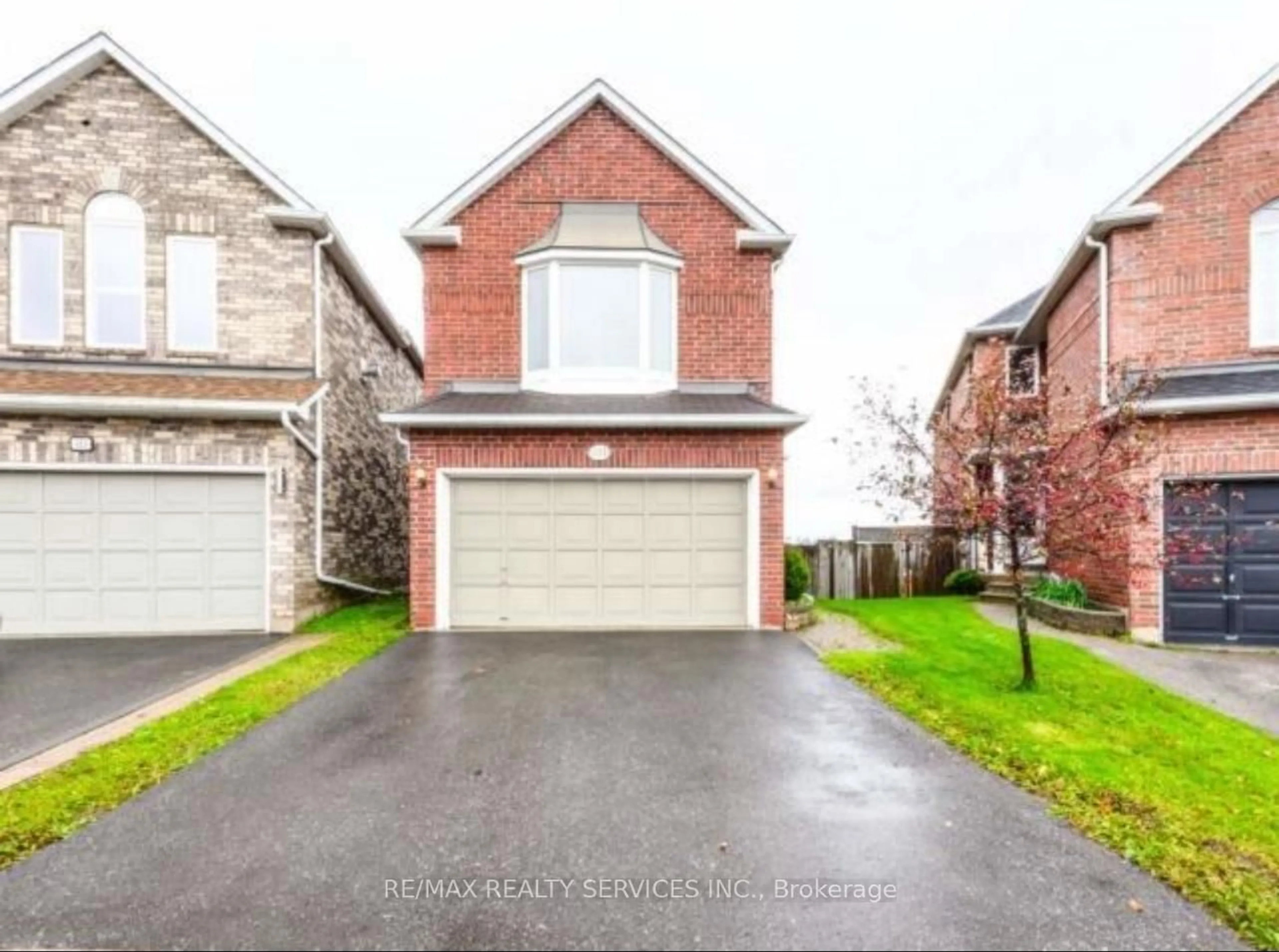 Home with brick exterior material, street for 411 Jay Cres, Orangeville Ontario L9W 4Z1