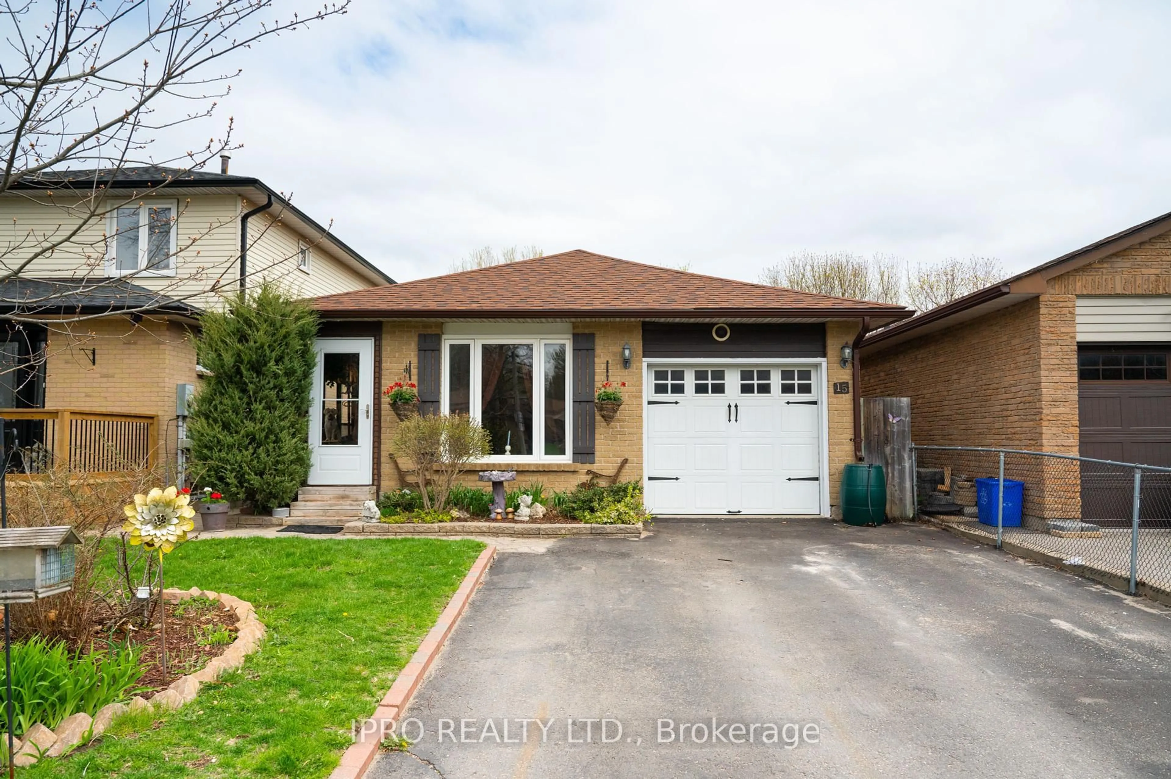 Home with brick exterior material, street for 15 Andrew St, Orangeville Ontario L9W 4E5