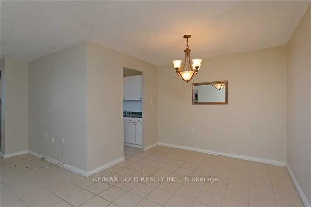 Additional property image - 18 Knightsbridge Rd Unit 809