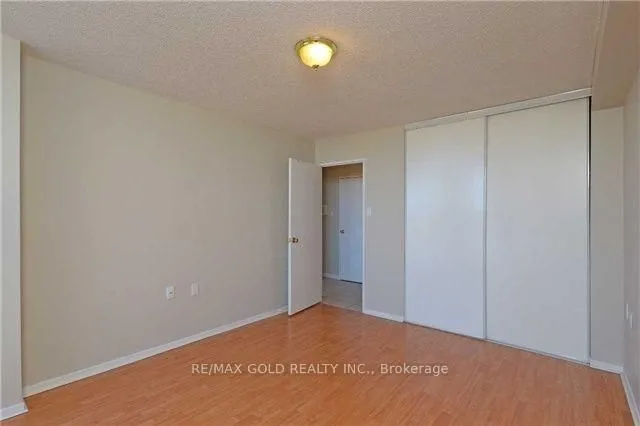 Additional property image - 18 Knightsbridge Rd Unit 809
