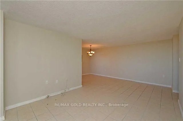 Additional property image - 18 Knightsbridge Rd Unit 809