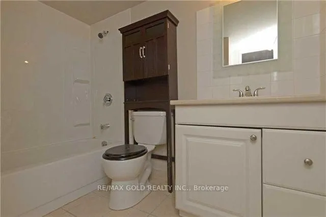 Additional property image - 18 Knightsbridge Rd Unit 809