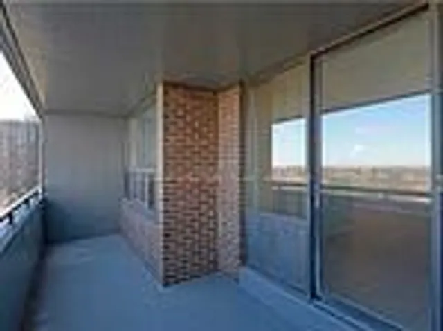 Additional property image - 18 Knightsbridge Rd Unit 809