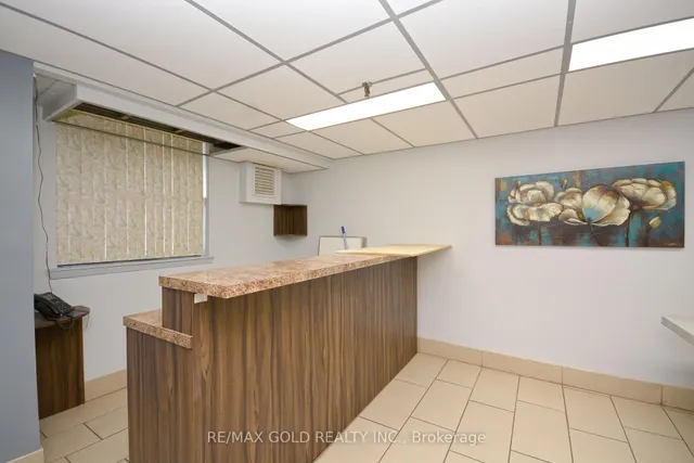 Additional property image - 18 Knightsbridge Rd Unit 809