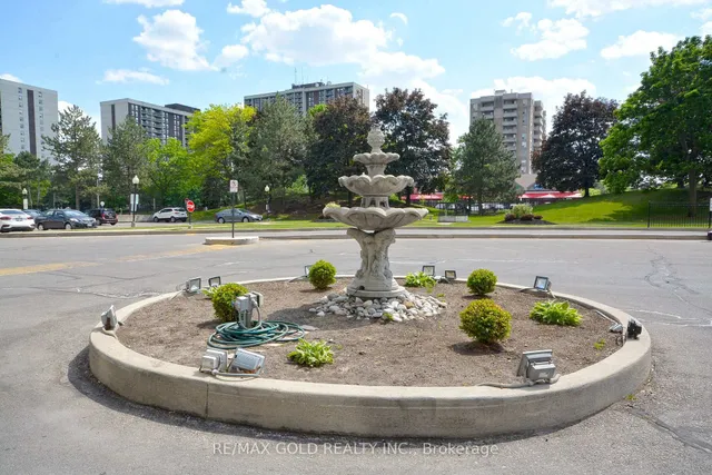 Additional property image - 18 Knightsbridge Rd Unit 809