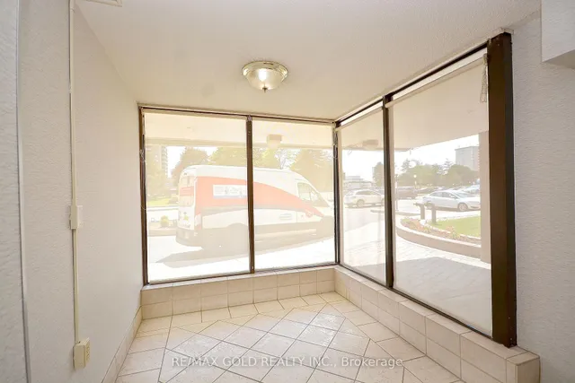 Additional property image - 18 Knightsbridge Rd Unit 809