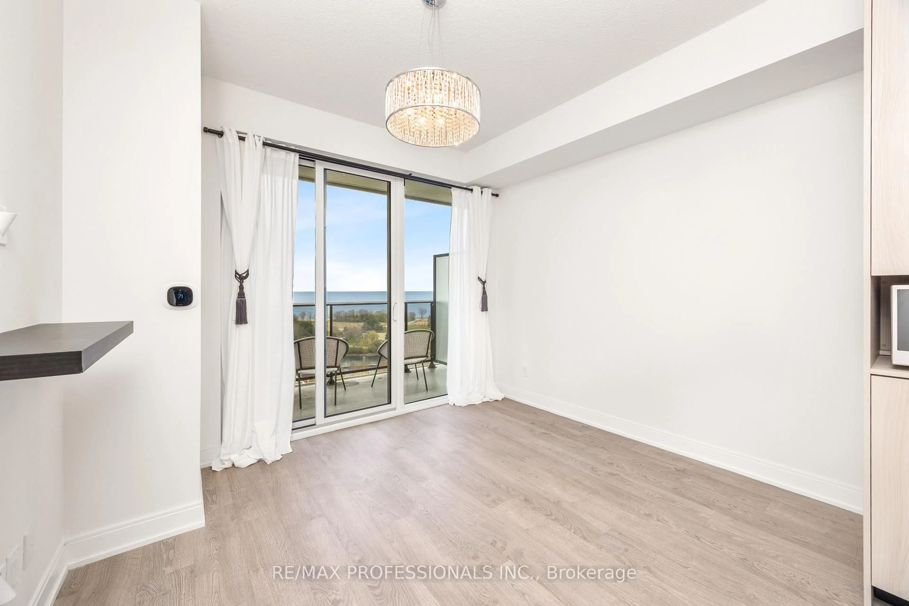 A pic of a room for 70 Annie Craig Dr #1106, Toronto Ontario M8V 0G2