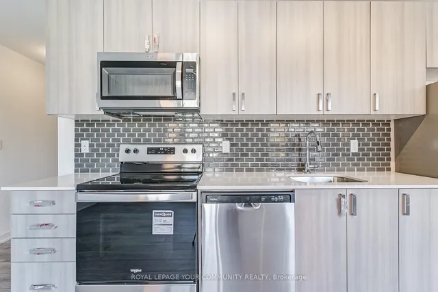 Additional property image - 4017 Hickory Dr Unit Unit 4