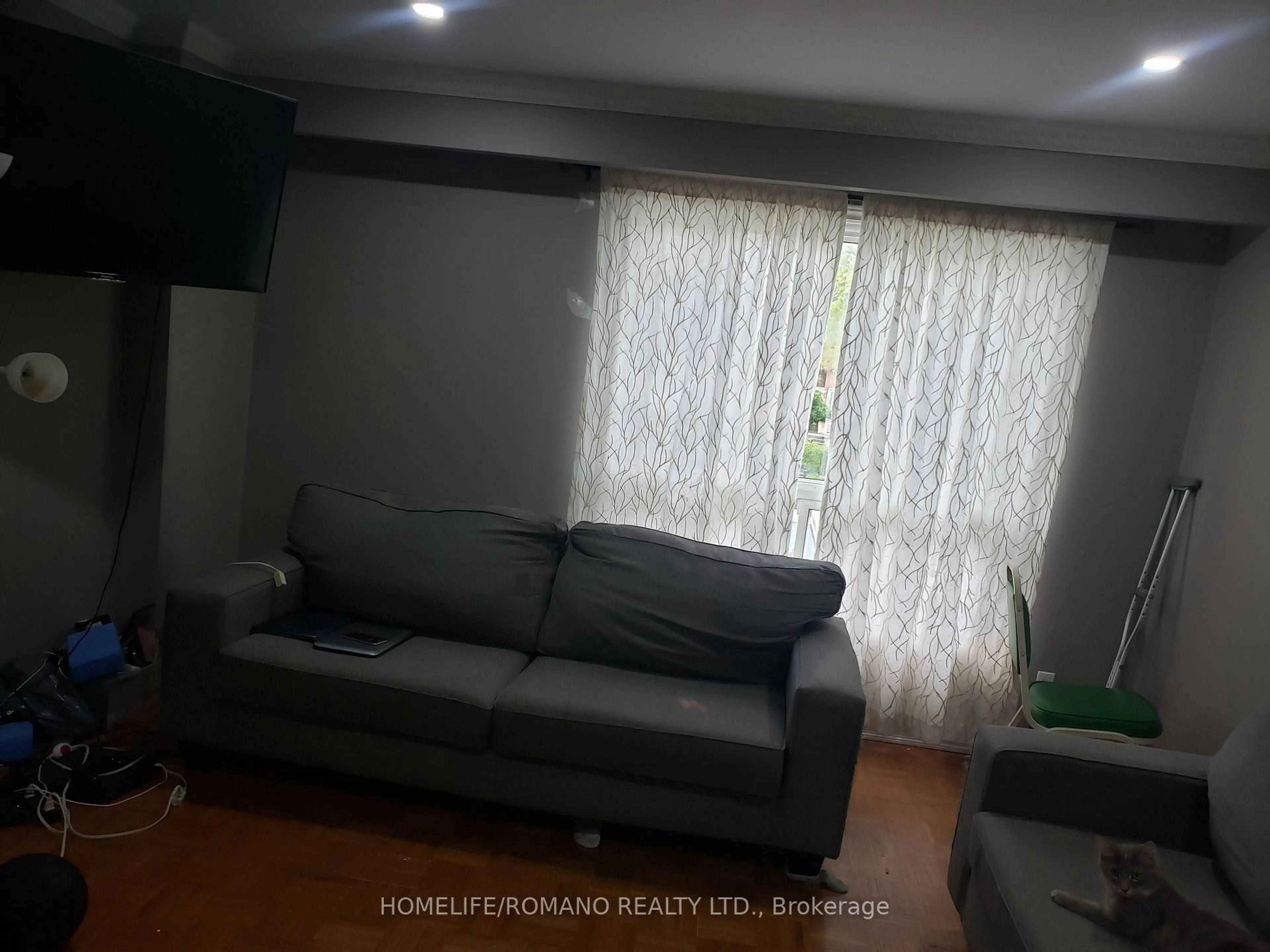 A pic of a room for 3803 Keenan Cres, Mississauga Ontario L4T 3M1